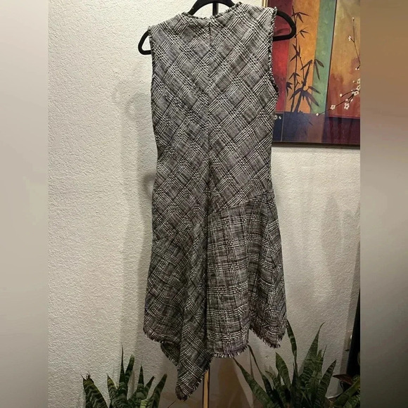 Taylor Women's Plaid Asymmetrical Hem A Line Dress White Size 8 - Picture 9 of 16